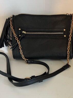 attention Black Crossbody Bag with Gold Chain and Tassel
